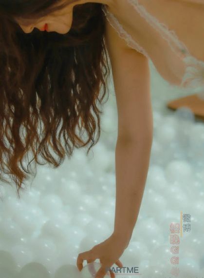 男生女生黑白配