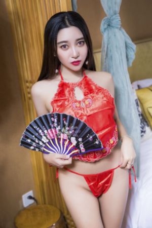 两代女性