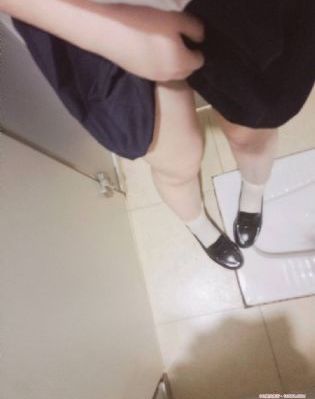 暴风中的雄鹰