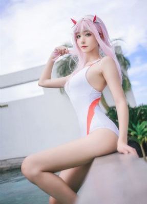 富贵再三逼人