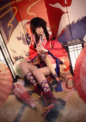 内衣少女